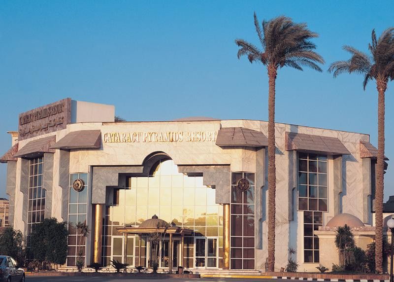 Cataract Pyramids Resort Kafrat al Jabal Exterior photo
